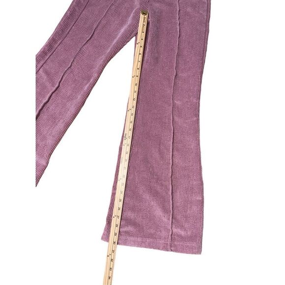 NICE Urban Outfitters BDG High Rise Josie Corduroy Flare Pants Pink Wide Leg SIZ - Picture 5 of 9